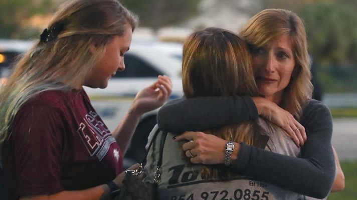 Telediario 1 - Telediario - 15 horas - 15/02/18 - Lengua de signos