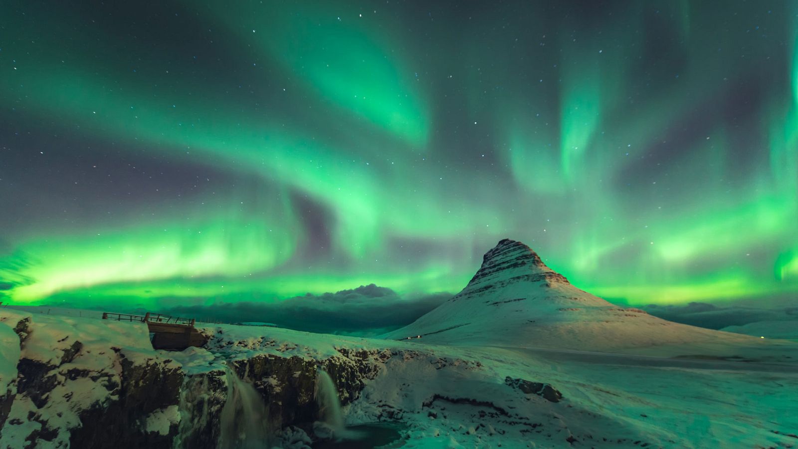 Grandes documentales - Cielos abiertos: Islandia - ver ahora