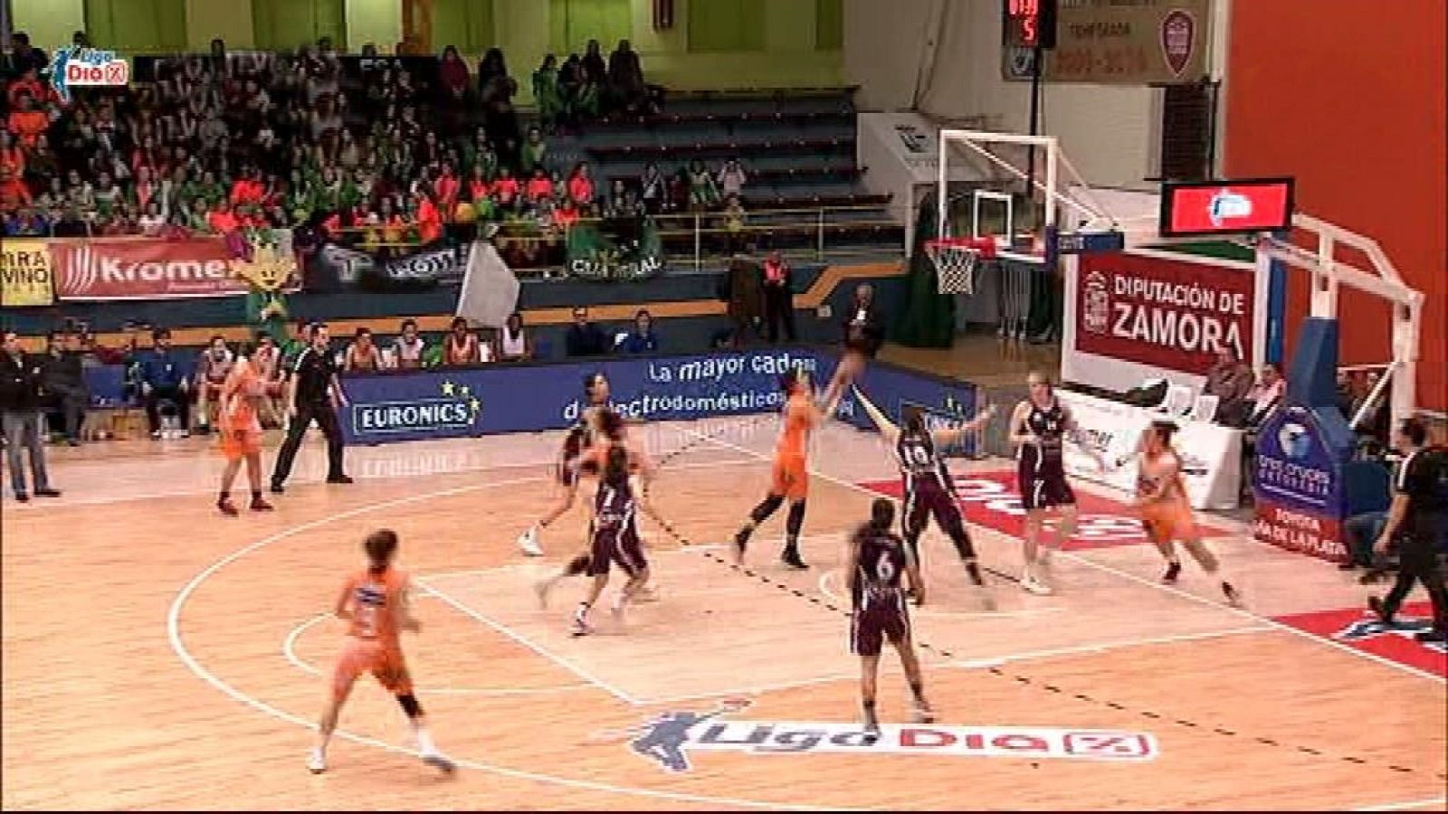 Baloncesto - Liga DIA, 20ª jornada: Quesos El Pastor - Snnat's Femeni Sant Adriá - ver ahora