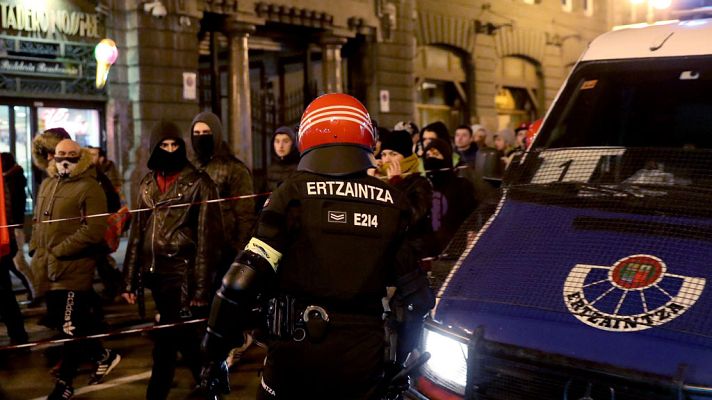 Telediario 1 - Telediario 2 en 4' - 22/02/18