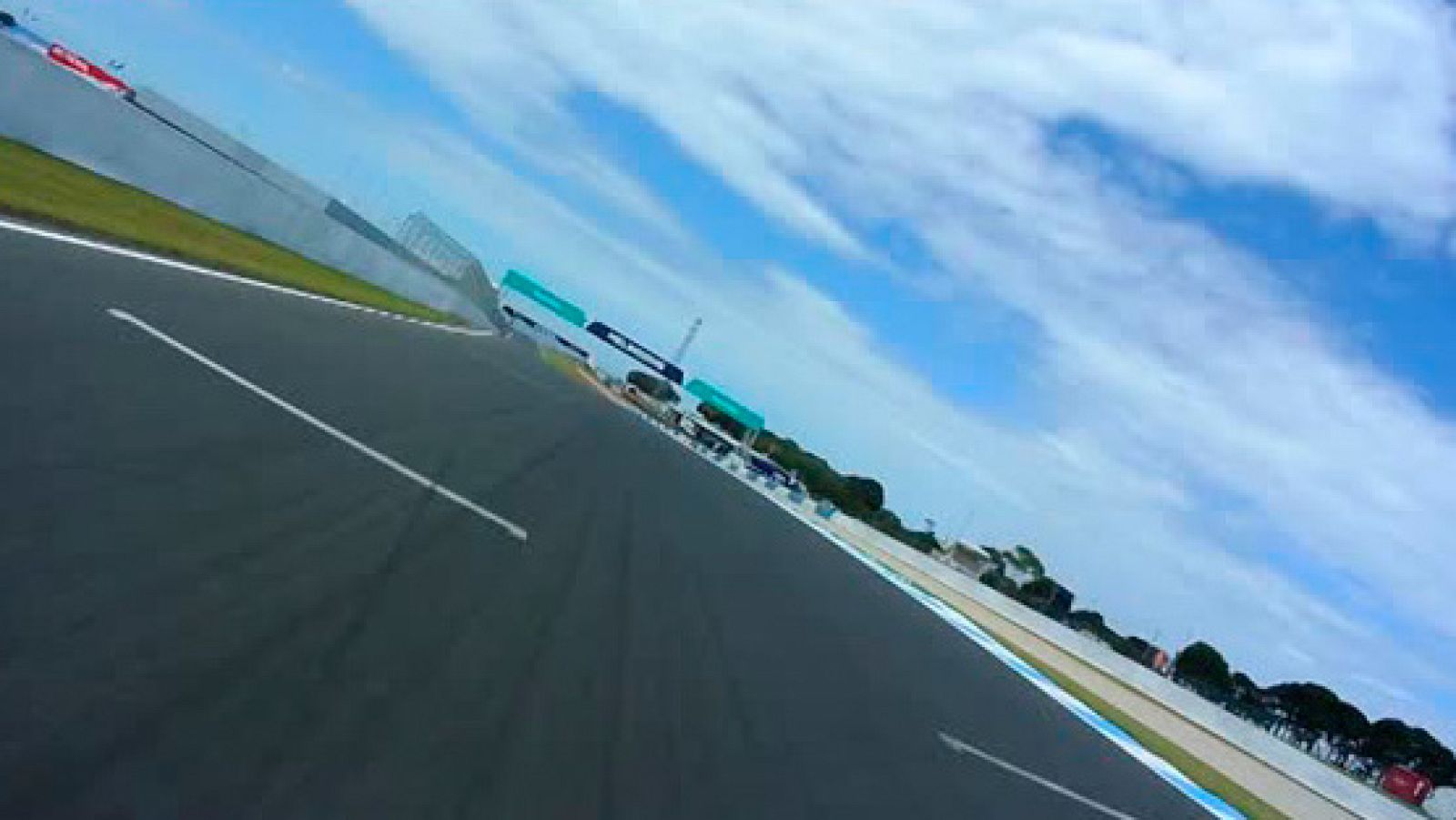 Date una vuelta por el circuito de Phillip Island desde una camara 'on board'.