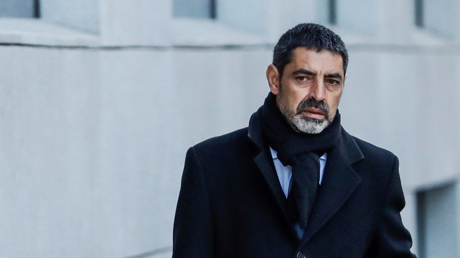 La juez Lamela deja libre sin fianza a Trapero, que reconoce reuniones con Puigdemont por el 1-O