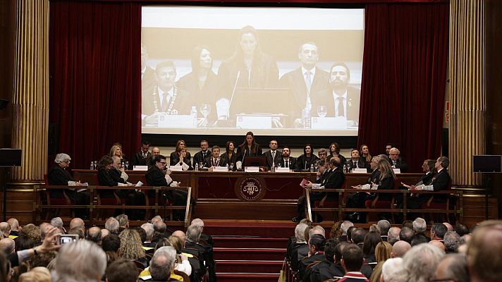 20H - La cúpula judicial de Cataluña abandona un acto al hablar Torrent de "presos políticos" en presencia de Catalá