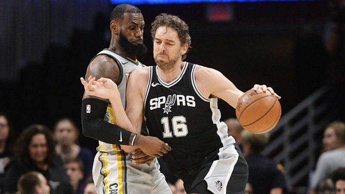 Telediario 1 - Pau Gasol le gana la partida a LeBron