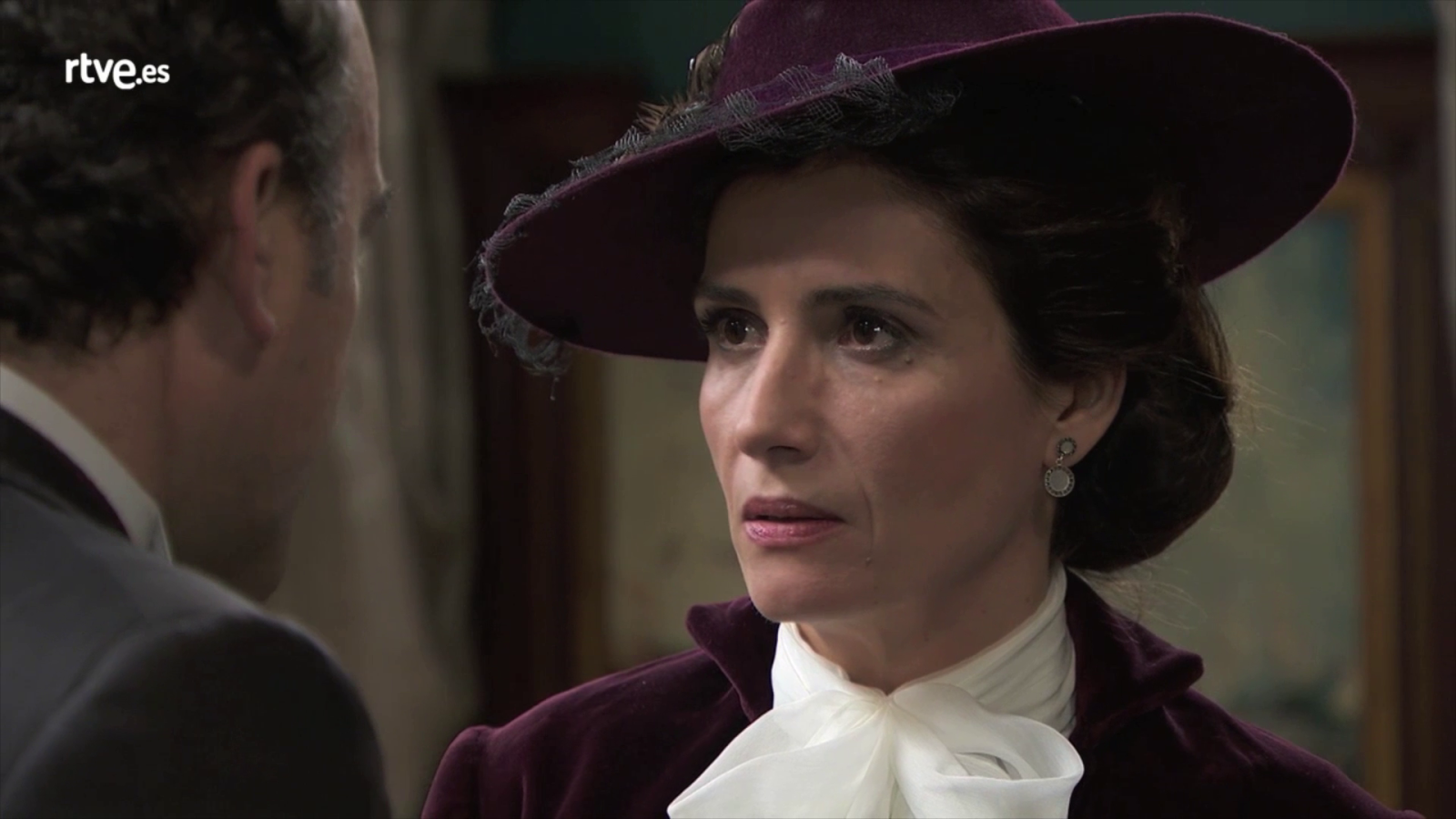 Acacias 38 - Silvia Reyes no es quién dice ser