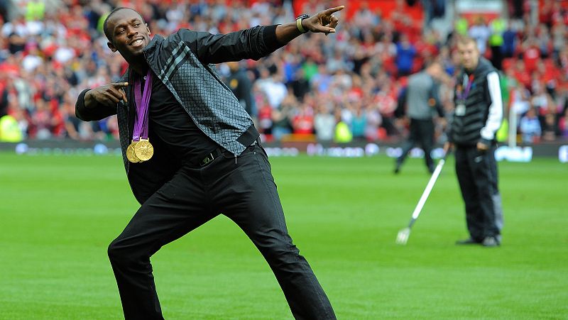 Bolt, futbolista benéfico