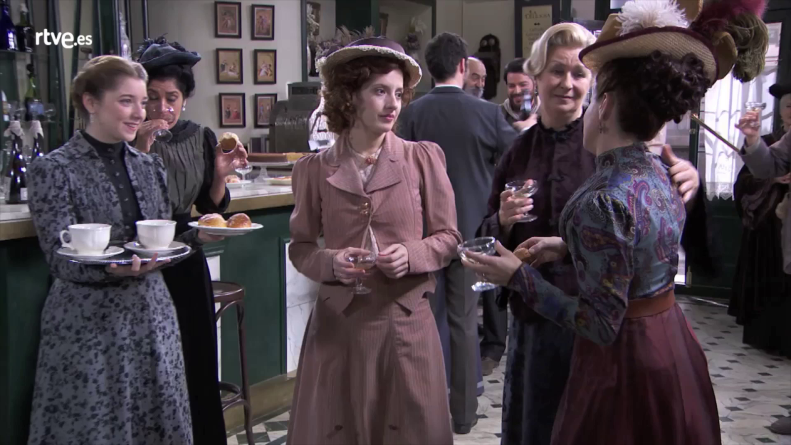 Acacias 38 - La inauguración de La Deliciosa es todo un éxito