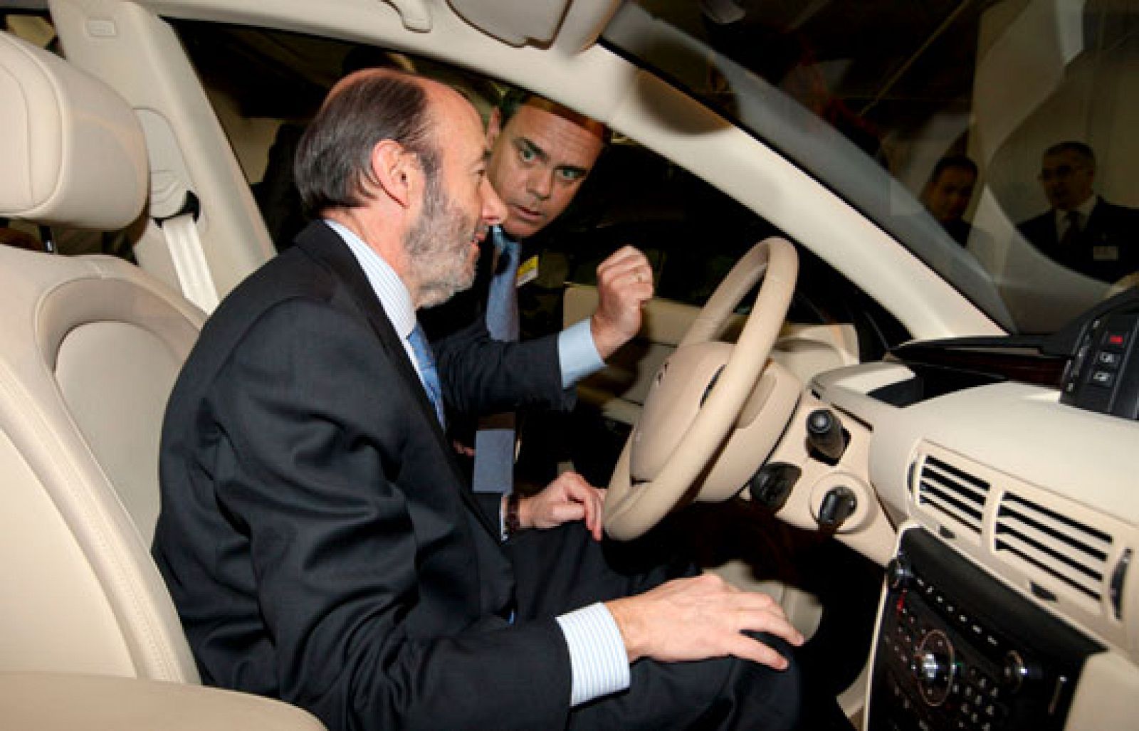 Para que haya menos accidentes todos los coches tienen que ser más seguros | Ver