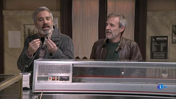 Servir y proteger - Elías no entiende los chistes de María y Jesús