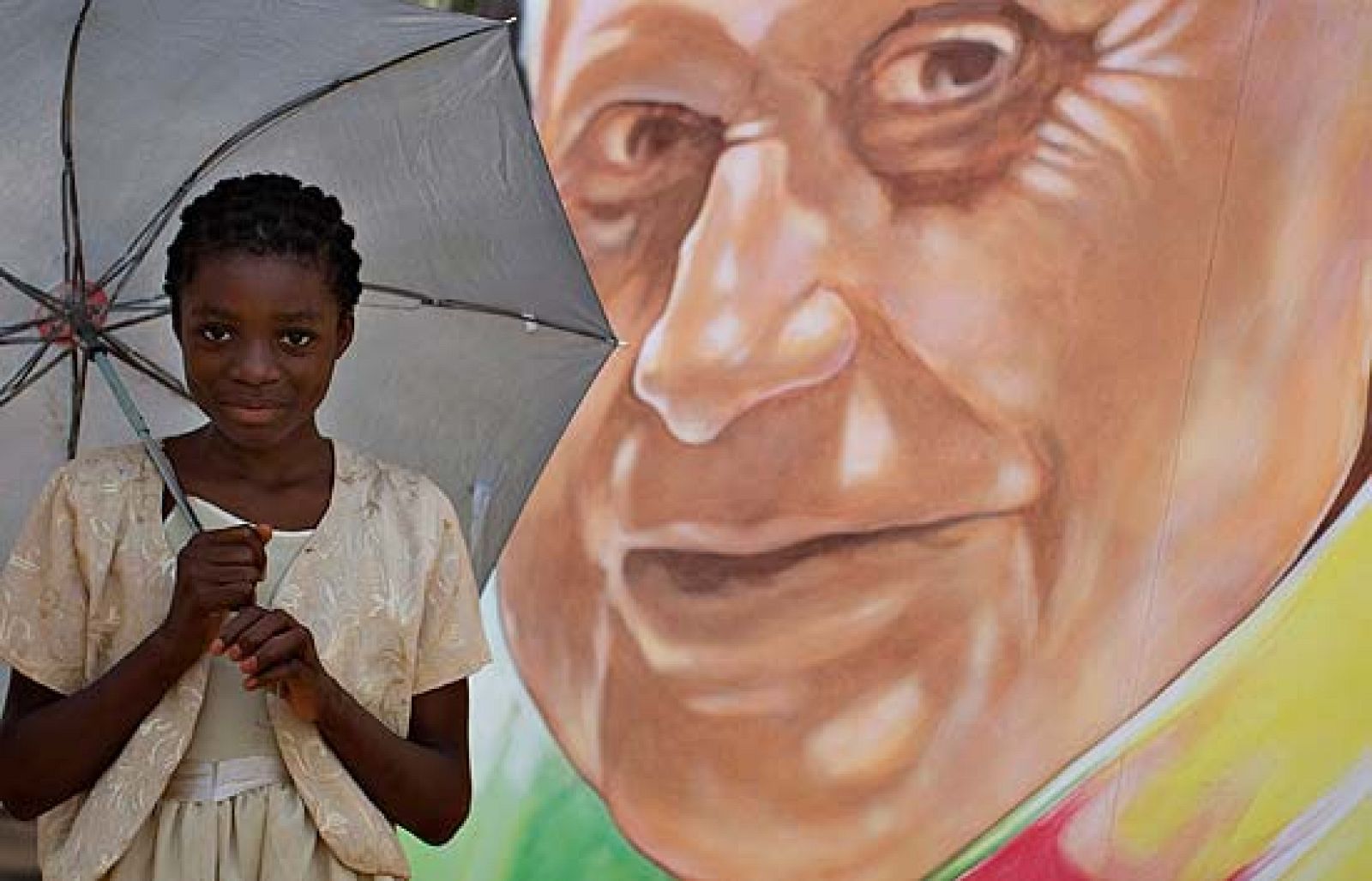 Telediario matinal en cuatro minutos - 17/03/09 | Ver