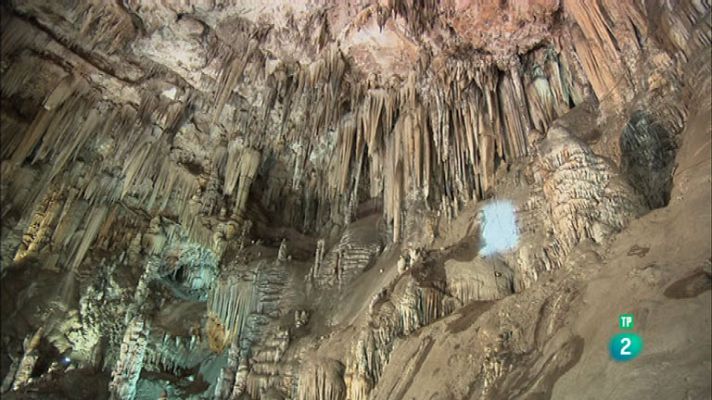 La aventura del Saber - El túnel del tiempo: Nerja II