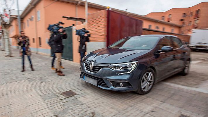 Telediario 1 - Libertad bajo fianza de 6.000 euros para dos de los tres exjugadores de la Arandina acusados de abuso sexual