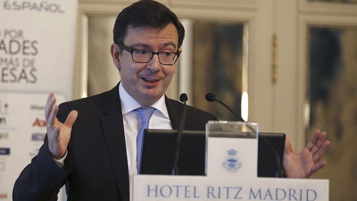 Telediario 1 - Rajoy nombra a Román Escolano como nuevo ministro de Economía en sustitución de Guindos