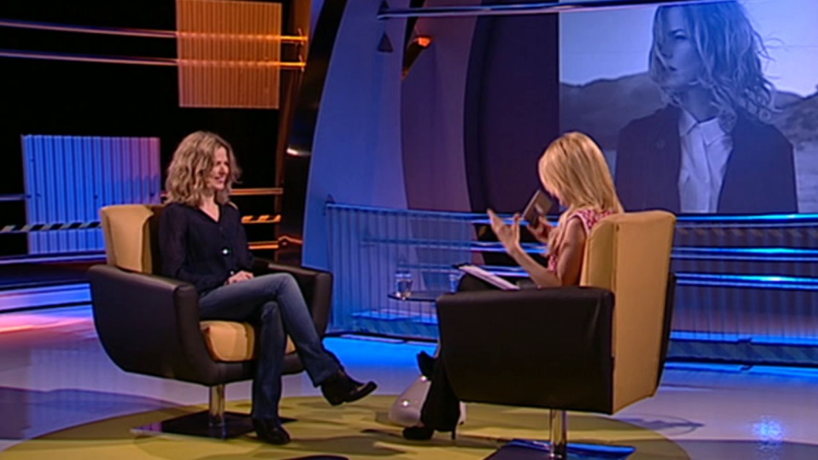 Atención obras - Christina Rosenvinge, Ana Locking, Sandra Bernardo y más - ver ahora