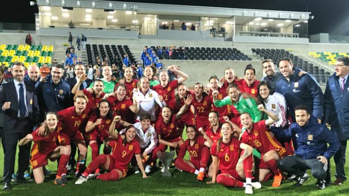 Informativo 24h - La selección española de fútbol femenino gana la Copa de Chipre
