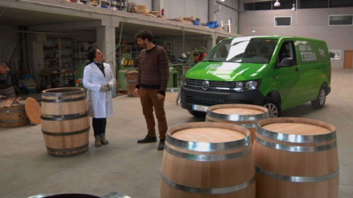 Aquí la Tierra - Toneles de vino reciclados