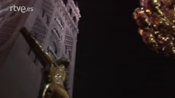 Programas y Concursos en el Archivo de RTVE - Procesión de la Santa Cruz (Sevilla)