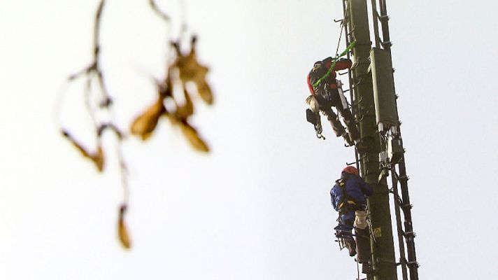 La noche temática - Siempre conectados