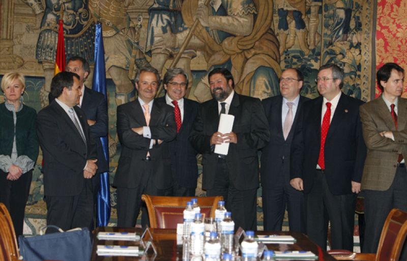 Primer encuentro del nuevo ministro de Justicia y las asociaciones de jueces | Ver