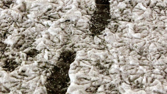 El tiempo - Nevadas en zonas altas del norte peninsular. Intervalos de viento fuerte en el litoral gallego y de Alborán