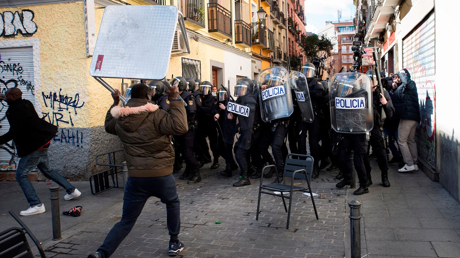 Tensión y nuevos altercados en Lavapiés por la muerte de un ciudadano de Senegal