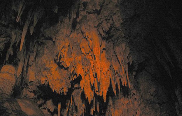 Informe Semanal - Nos adentramos en la Cueva de Nerja