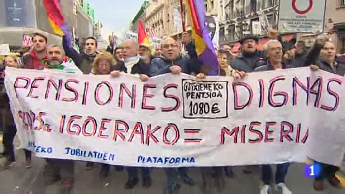 Telediario 1 - Concluye en Madrid la segunda manifestación de jubilados y pensionistas