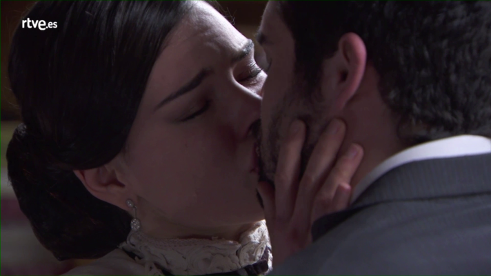 Acacias 38 - El beso de Iñigo y Leonor