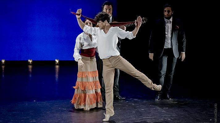 Telediario 1 - El bailaor Jesús Carmona, triunfa en Nueva York y desvela el arte del flamenco a los niños