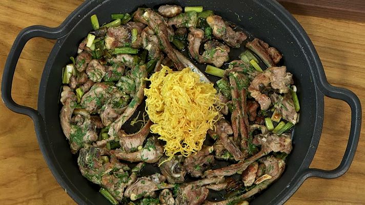 Torres en la cocina - Salteado de cabrito con ajos tiernos