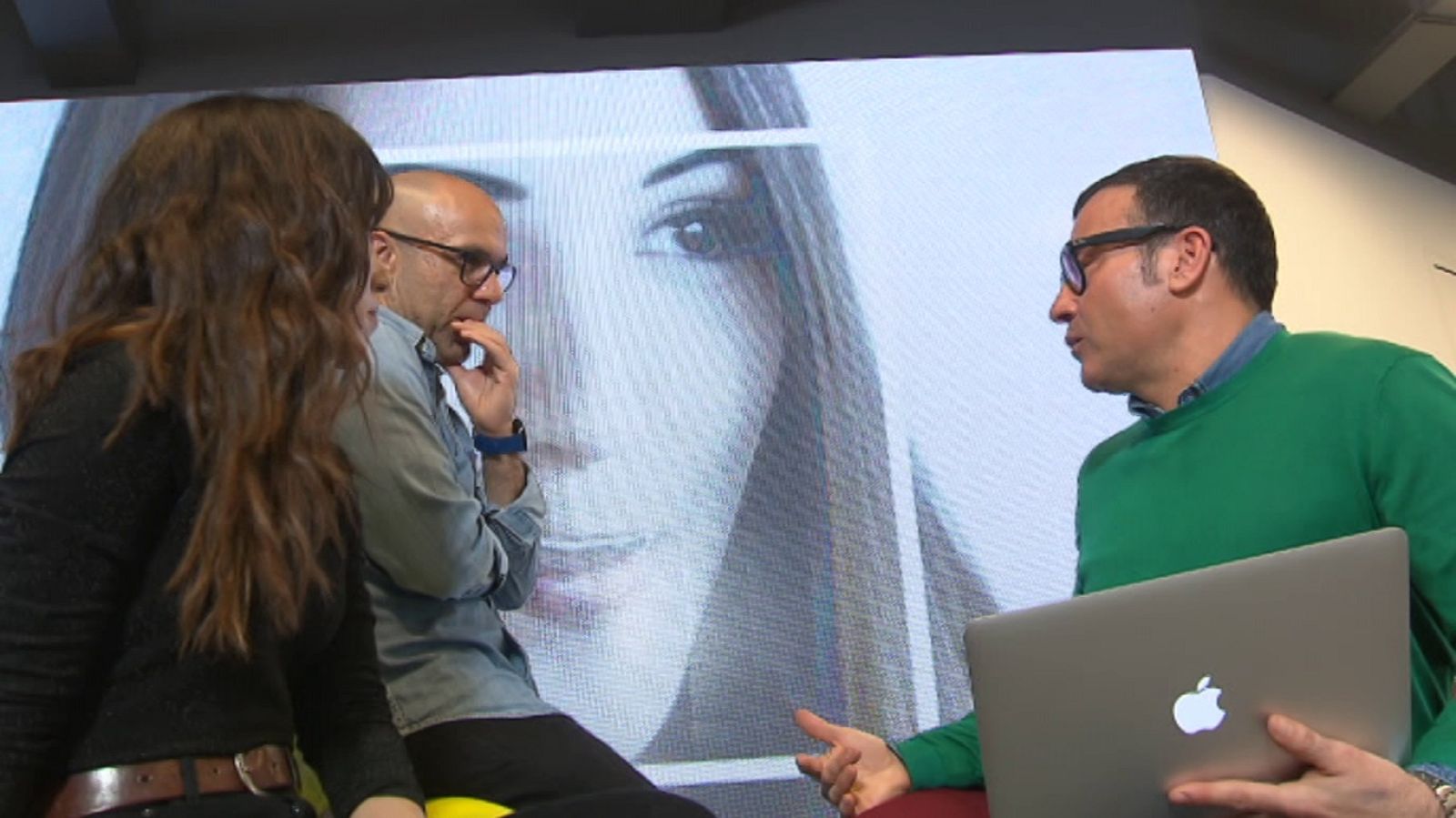 Cámara abierta - El gran fraude de los influencers, Almudena Ripamonti y Paco Tous - ver ahora