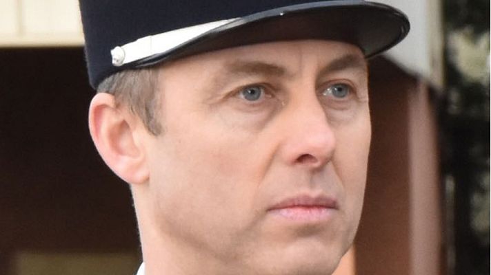 Telediario 1 - Francia rinde homenaje al gendarme que se intercambió por una rehén en el ataque de Trébes