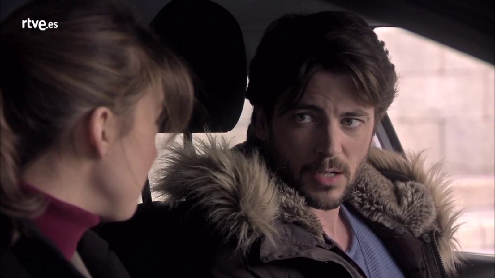 Servir y proteger - Iker a Alicia: "No somos tan diferentes"