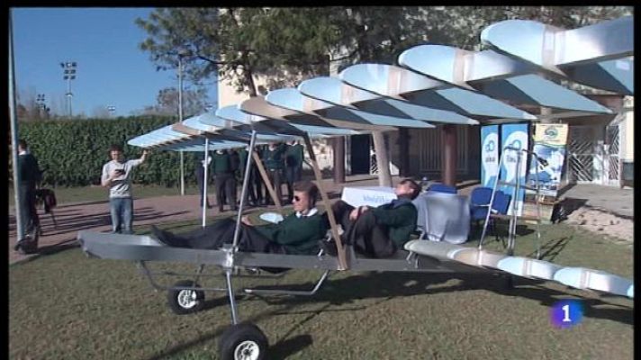 Informatiu Balear - El primer avió construït per alumnes de les Balears
