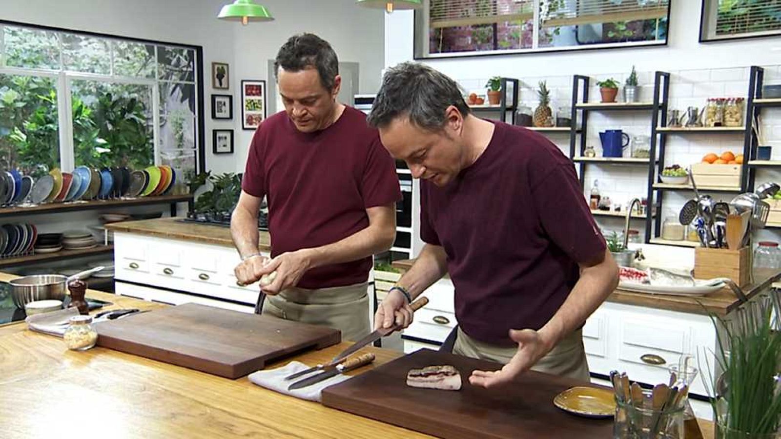 Torres en la cocina - Tortilla abierta de verduras y bacalao fresco - ver ahora