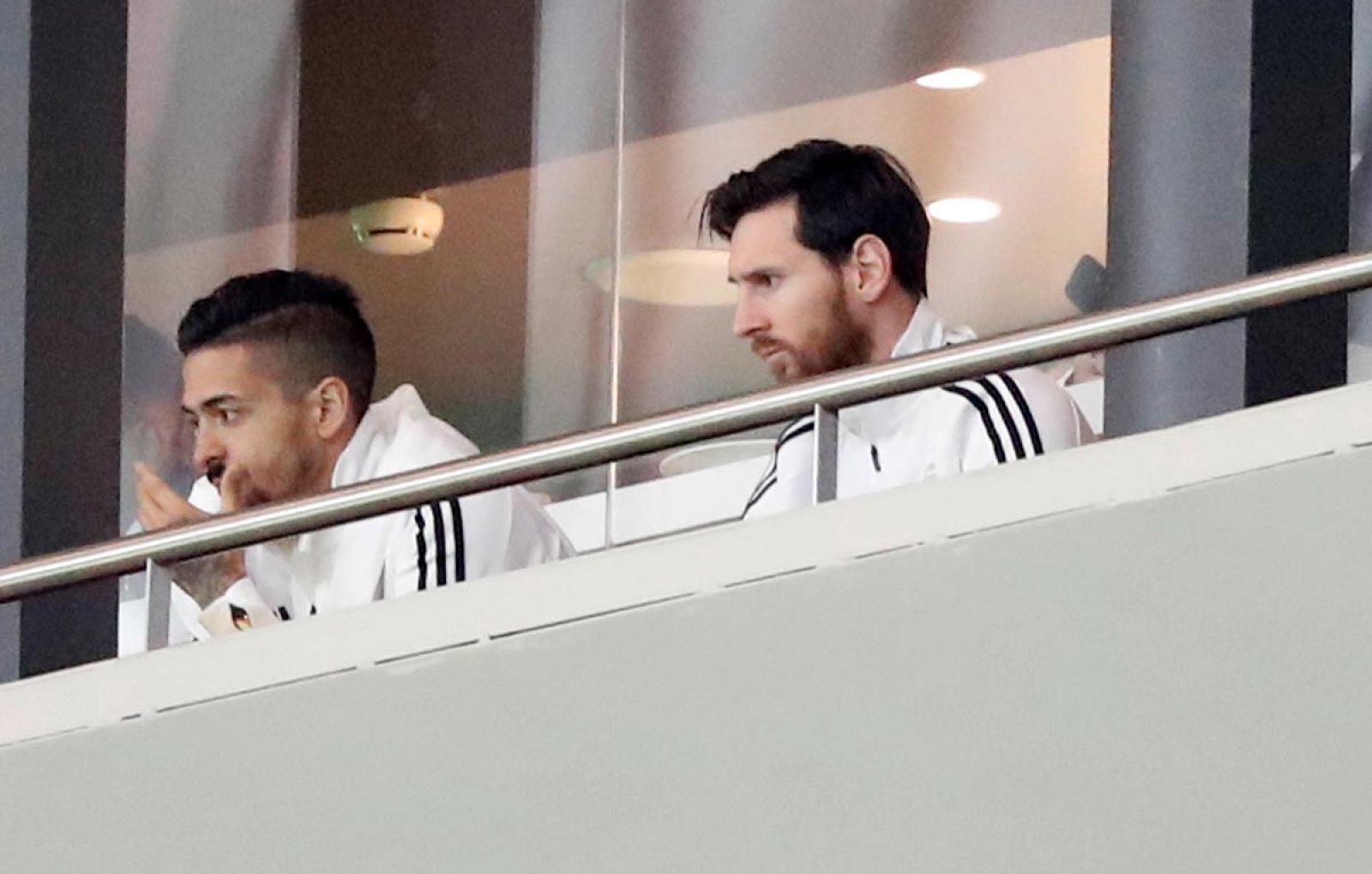 Messi, duda para el partido ante el Sevilla | Ver