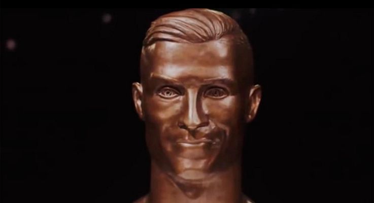 Telediario 1 - Cristiano ya tiene un nuevo busto rectificado