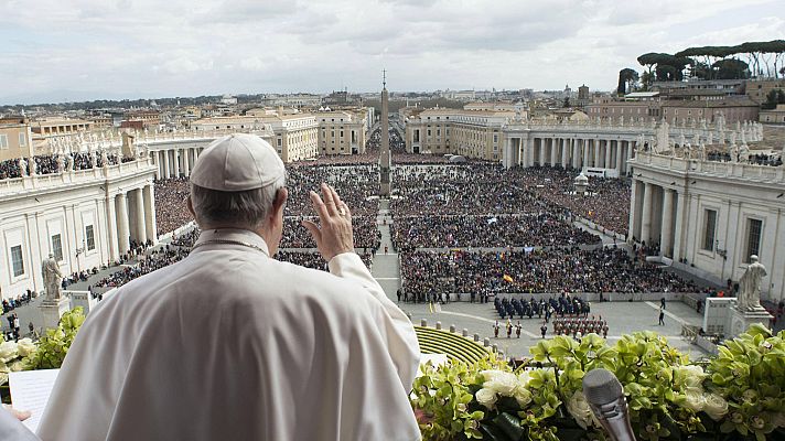 Telediario 1 - El papa preside la misa del Domingo de Resurrección y la bendición 'Urbi et orbi'