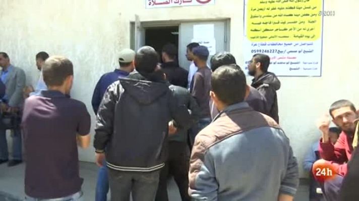 20H - Las protestas siguen en Gaza, donde los hospitales están colapsados por los heridos