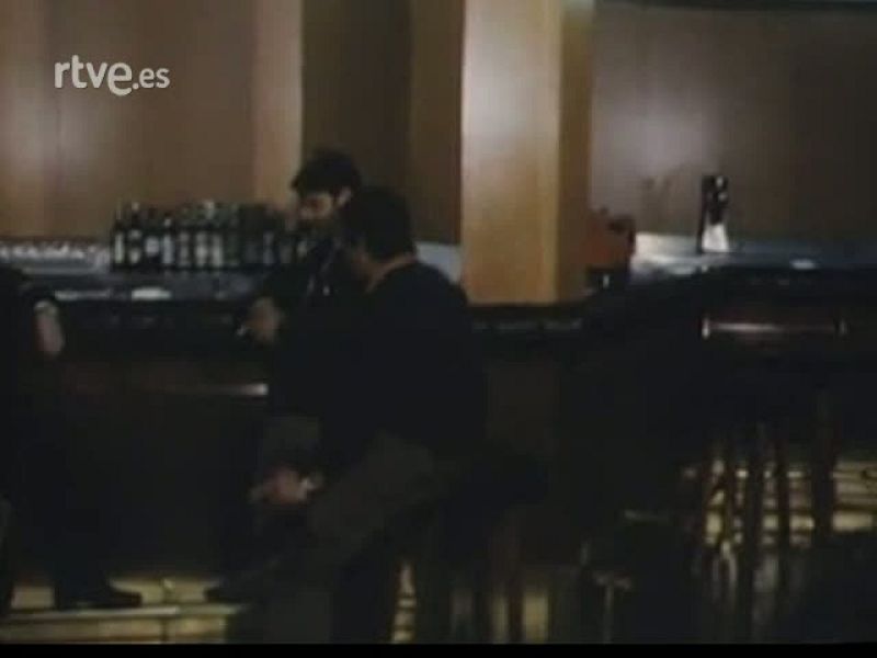 Parlamento - 40 aniversario - El bar de las Cortes - 17/04/1982