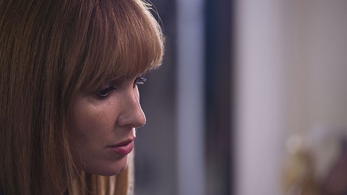 Fugitiva - ¡Mira la cabecera oficial de 'Fugitiva'!