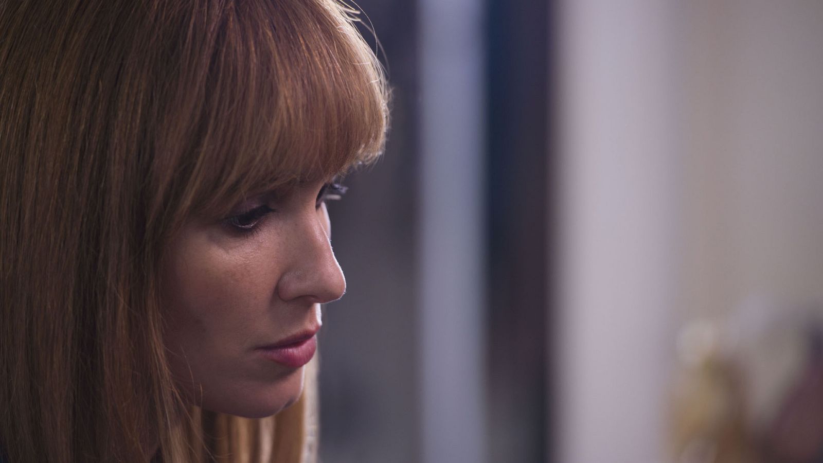 Fugitiva - ¡Mira la cabecera oficial de 'Fugitiva'!