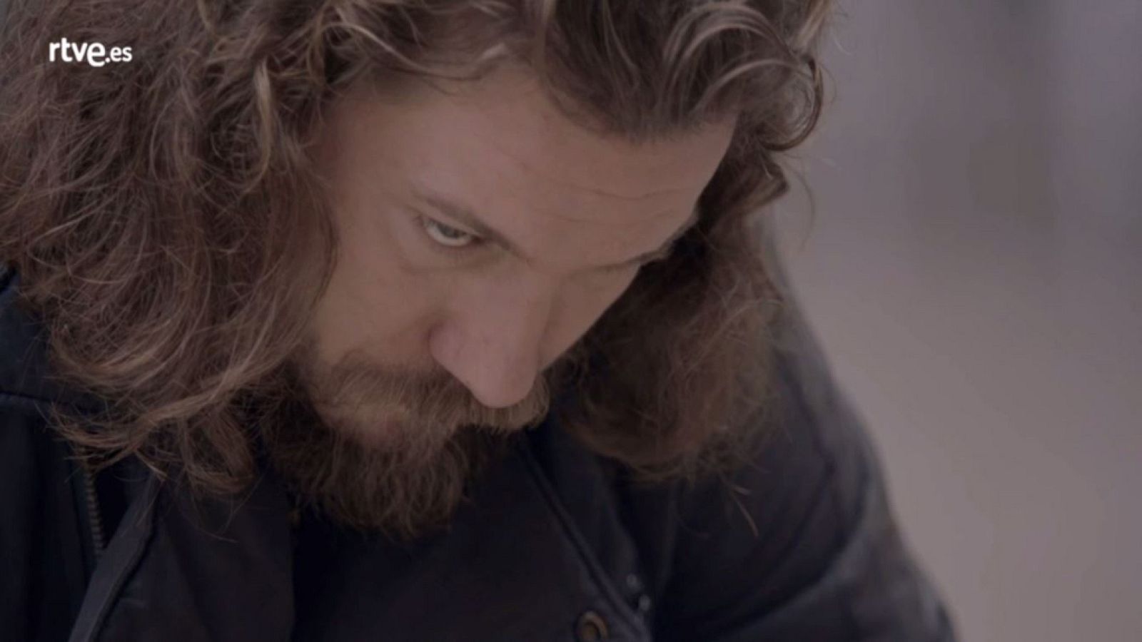 Servir y proteger - Petrovic provoca una emboscada en plena calle