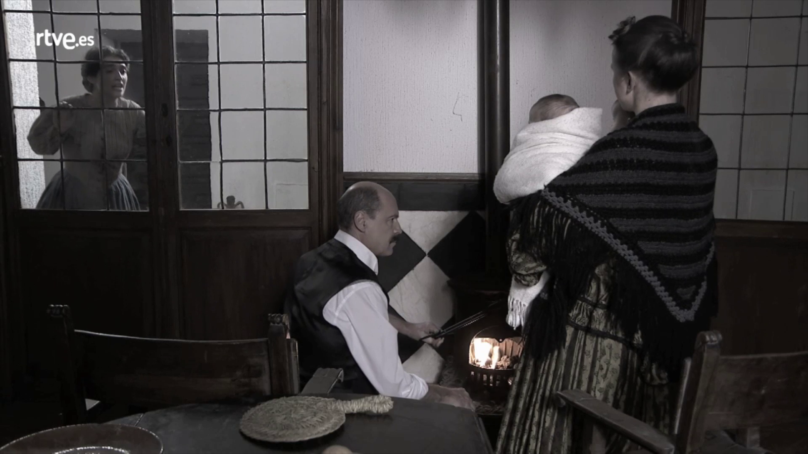 Acacias 38 - Úrsula recuerda cómo su padre marcó a Olga y Blanca