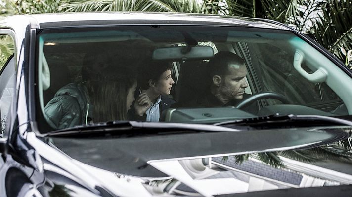 Fugitiva - Capítulo 1: La salida