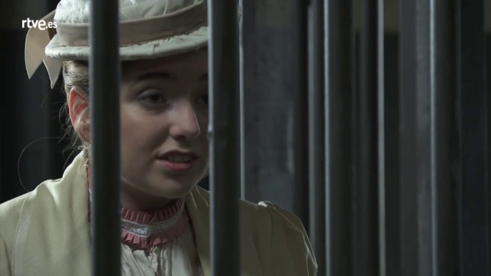 Acacias 38 - Flora le dice a Rosina que está enamorada de Liberto