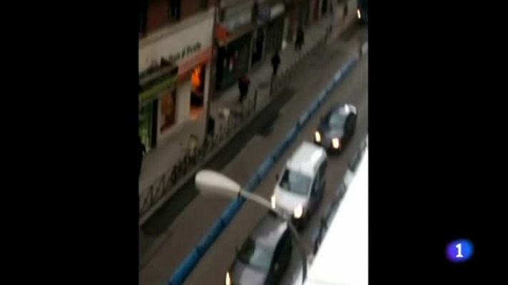 Telediario 1 - Muere un hombre tiroteado en pleno centro de Madrid