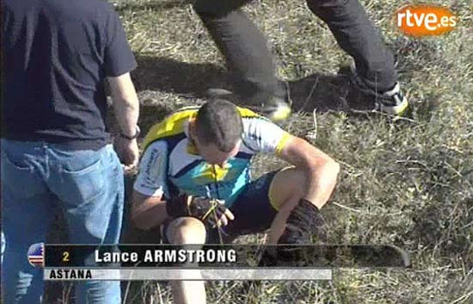 Armstrong se cae y abandona en Castilla y León | Ver