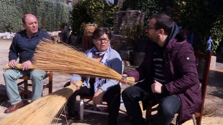 Aquí la Tierra - Escobas, un invento tan sencillo como eficaz