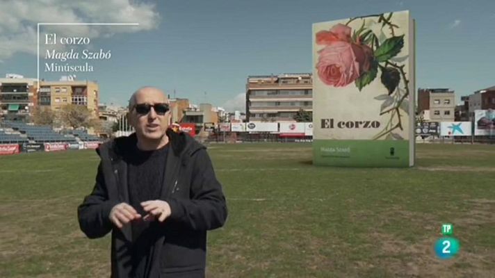 Página Dos - El corzo, Biblioteca bizarra y Los desterrados